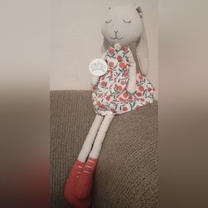 NWT Bunny Boulevard Fabric Bunny Shelf Sitter